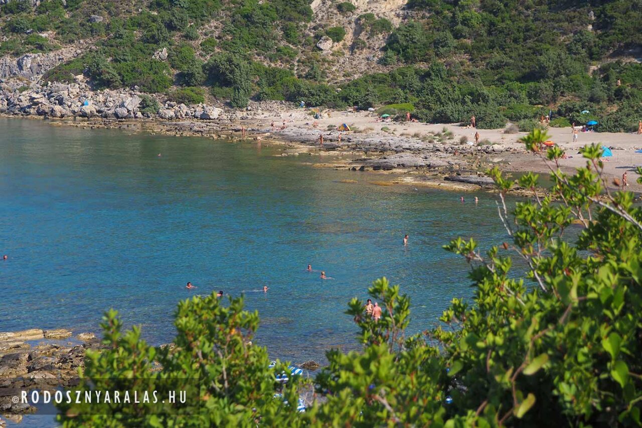 Nudista strand Görögországban, Mandomata Rodosz